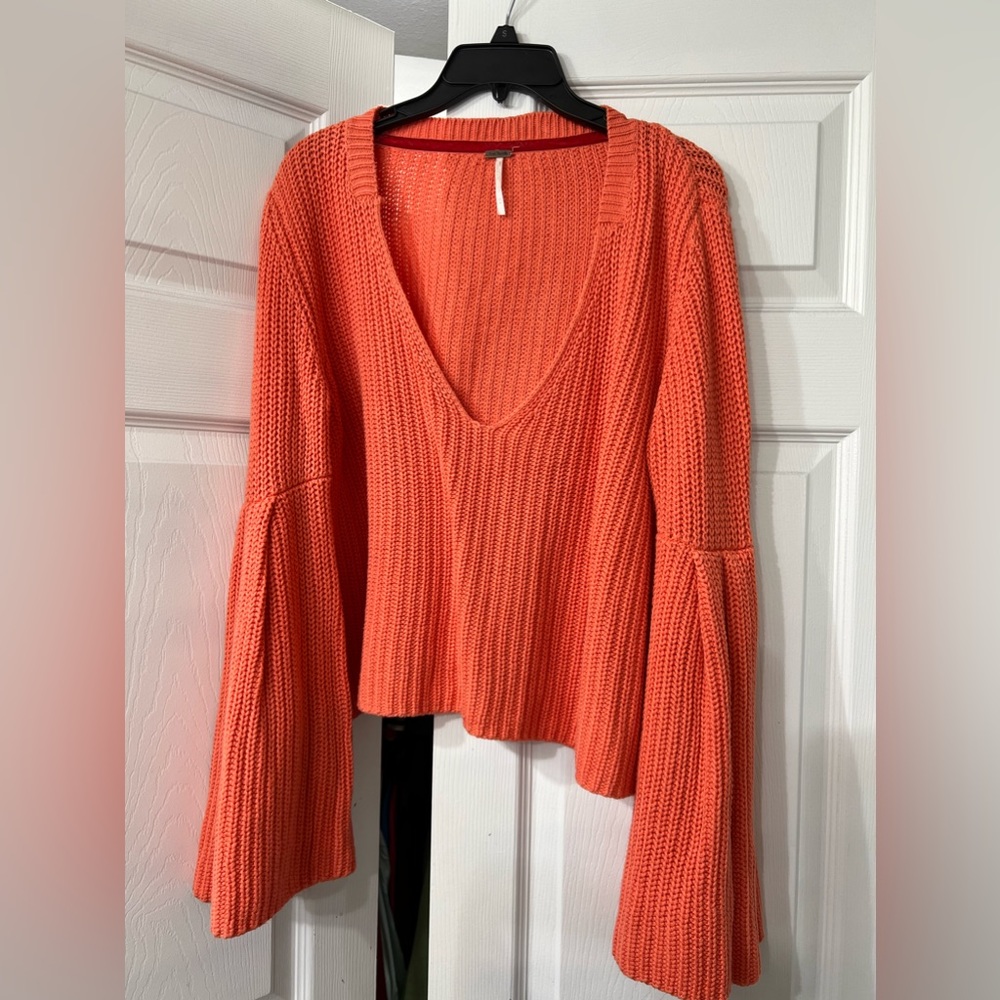 Free People Damsel Bell Sleeve Knit Sweater 🧡
